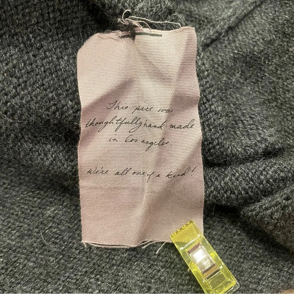 Raquel Allegra 100% Cashmere Distressed Cropped Sweater Size 1/Medium - Picture 6 of 10